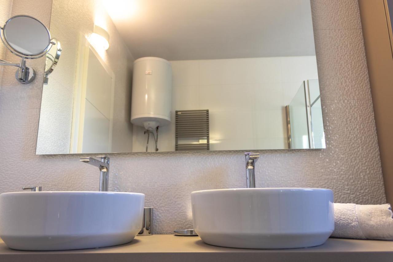 Finestra Sul Mare Apartment Пунат Екстериор снимка